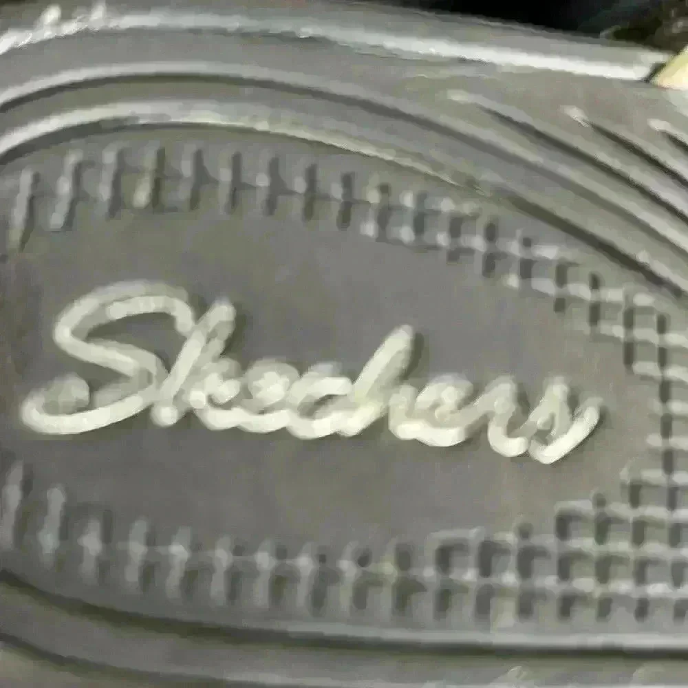 Sketchers wedge heel black and white Women sandals . - Picture 3 of 4